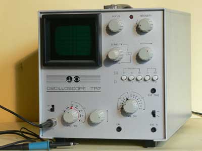 Corso anno 1980
Oscilloscopio 3" mod. TR7 a transistor.
