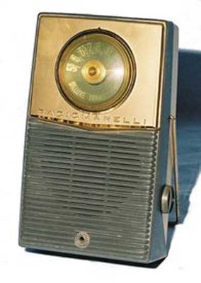 Radiomarelli/West (I);Mod.: RD 304; (1960/61)
Stessa versione del Radiomarelli, ma prodotto con marchio West.
