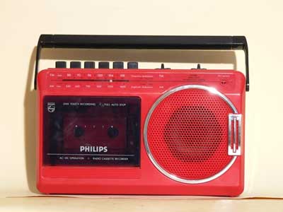 Corso anno 1980
Ricevitore-registratore. Scatola di montaggio Philips.
